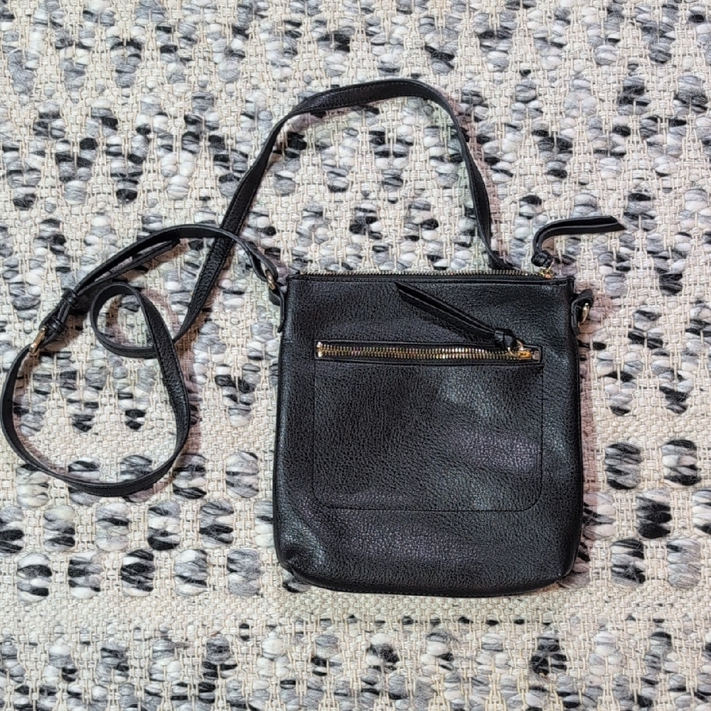 Old Navy Faux Leather Crossbody Bag